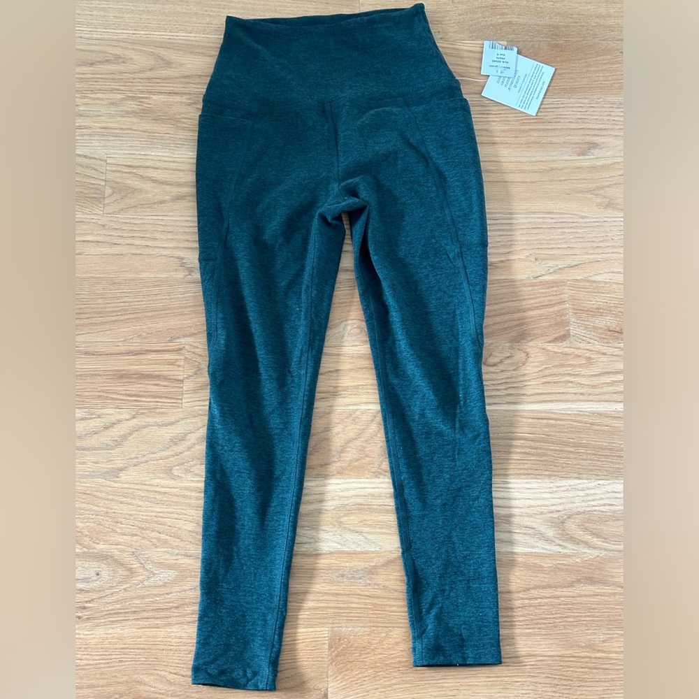 Beyond Yoga Leggings, Dark Green Heathered, Size S, New with Tags, Pockets